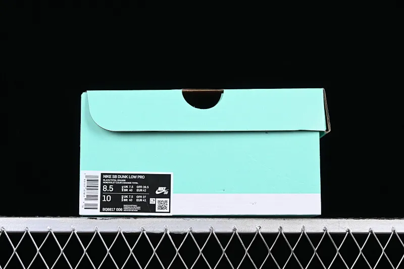 All categories Nk SB Dunk series Nk SB Dunk Low low-top skate shoes Nk SB Dunk Low Night of Mischief Halloween theme low-top skate shoes BQ6817-006